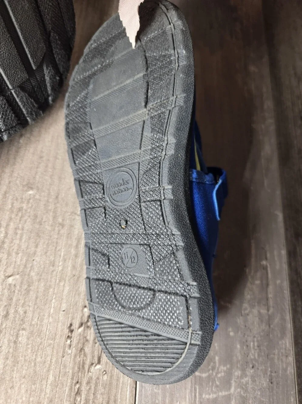 Wonder Nation Toddler Boys 11/12 Electric Blue Water Shoes